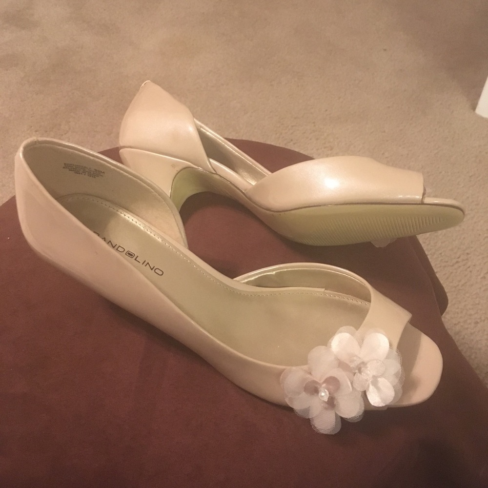 Shoes - Picture 3 of 3